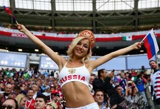 网曝门事件俄罗斯最美女球迷遭前男友报复啪啪不雅视频流